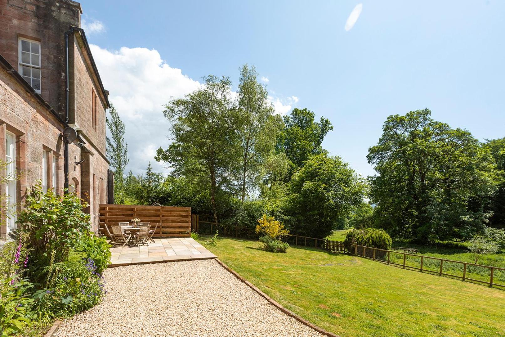Laundry Cottage: Drumlanrig Castle Торнхилл Экстерьер фото